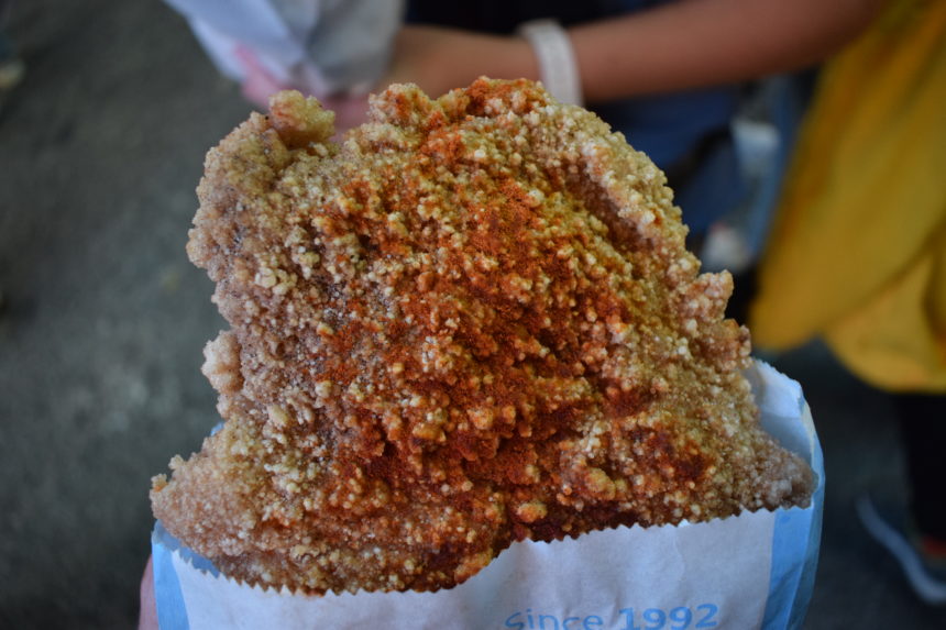 Hot Star Large Fried Chicken in a bag outside Ximending branch